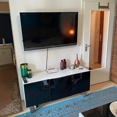 Διαμέρισμα Highqual Apprtmt Mit Boxspr Couch Naehe O2 Tower Μόναχο